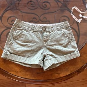 Aeropostale Twill Midi Shorts SZ 4